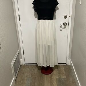 Forever 21 Elegant Black Lace dress